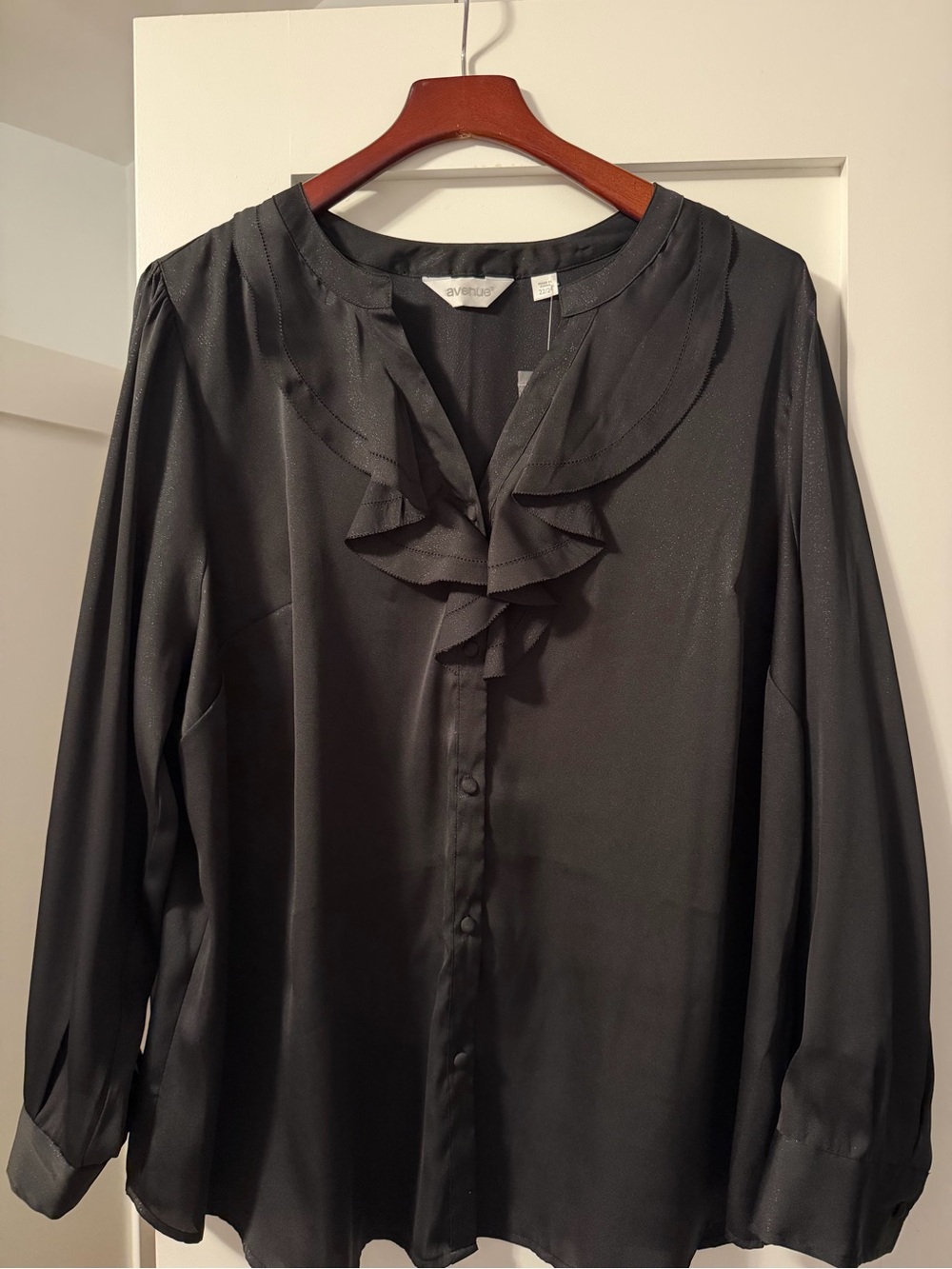 Avenue Black Ruffle-Trim Button Front Blouse